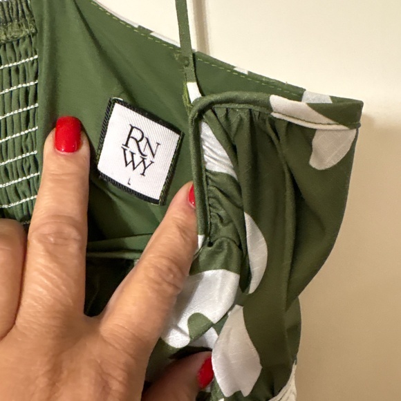 Fun flirty midi dress - Picture 3 of 3